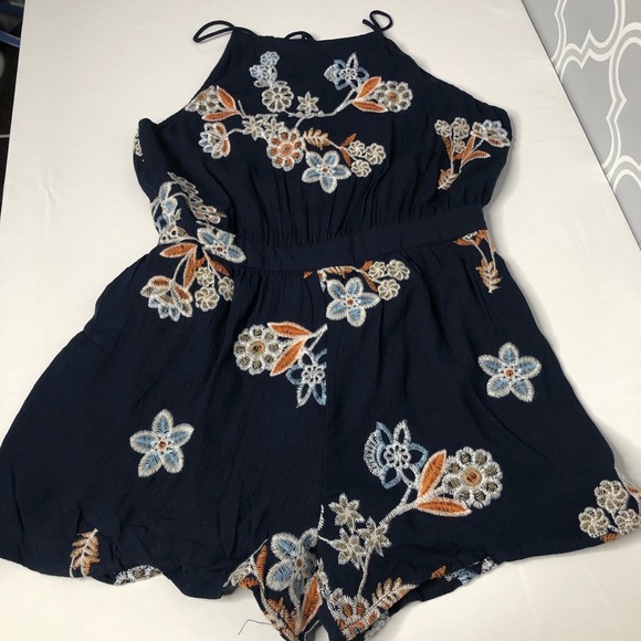 J.O.A romper - Picture 7 of 12